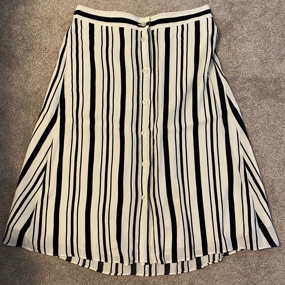 NWOT LOFT Black and White Striped Midi Skirt